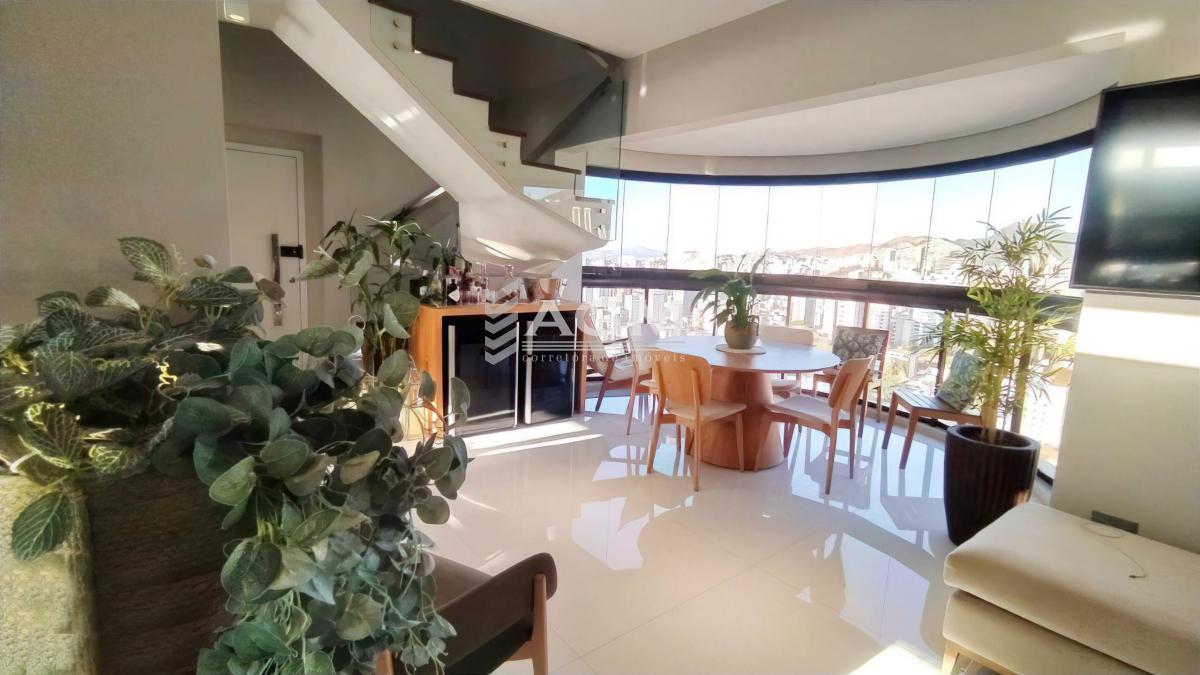 Cobertura com 3 quartos, 210m², à venda